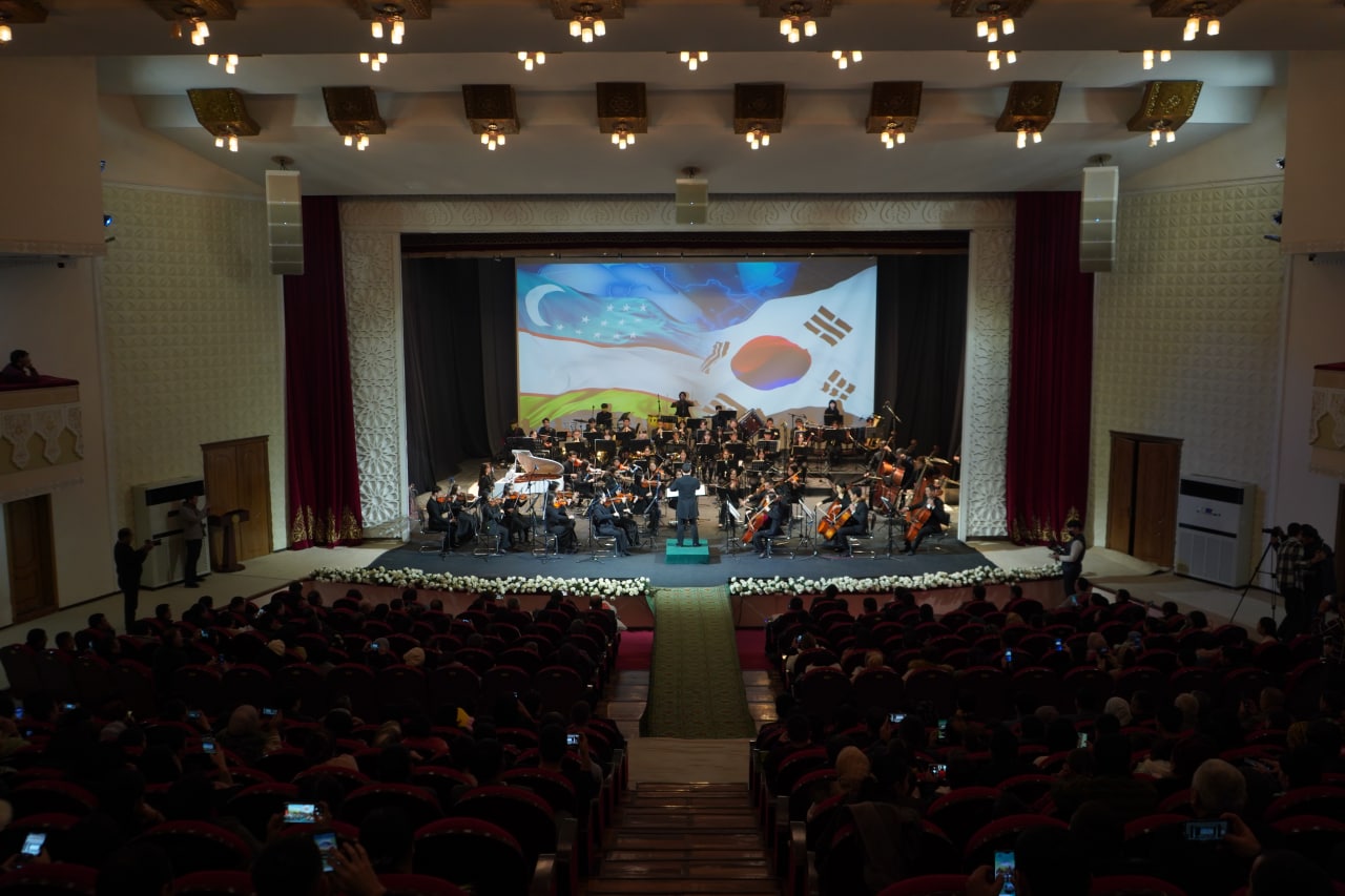 Koreyalik va sirdaryolik orkestr jamoalari hamkorligida konsert uyushtirildi